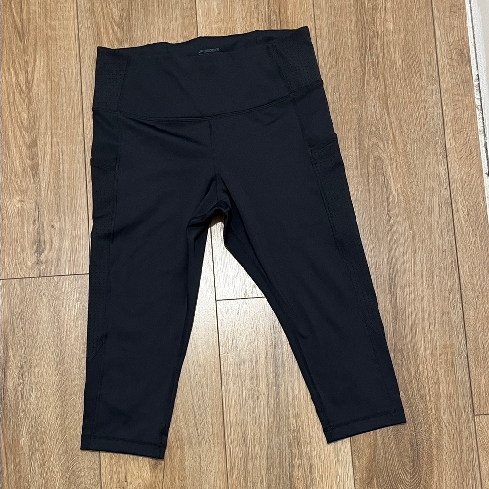 Brooks crop running tights